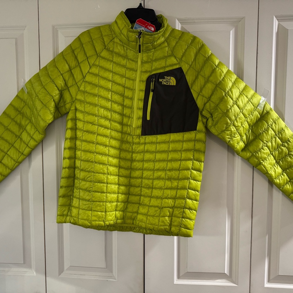 NWT The North Face Neon Green Quilted Jacket